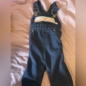 Vintage overalls 3 month but fit more like 6-9 months
